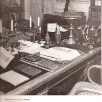 Lenin’s Bookshelf and Desk